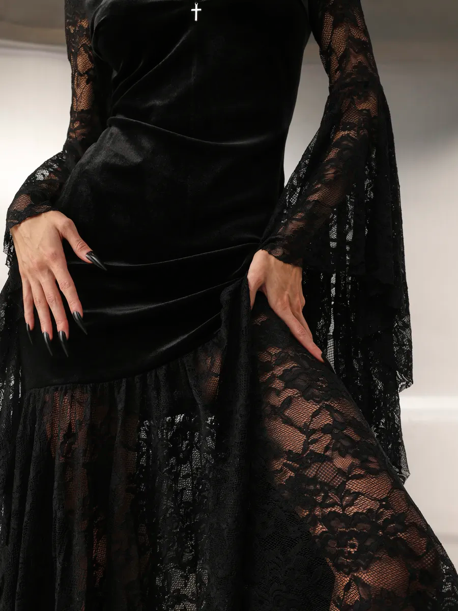 Gothyx® Nocturne Empress – Velvet & Lace Gothic Gown