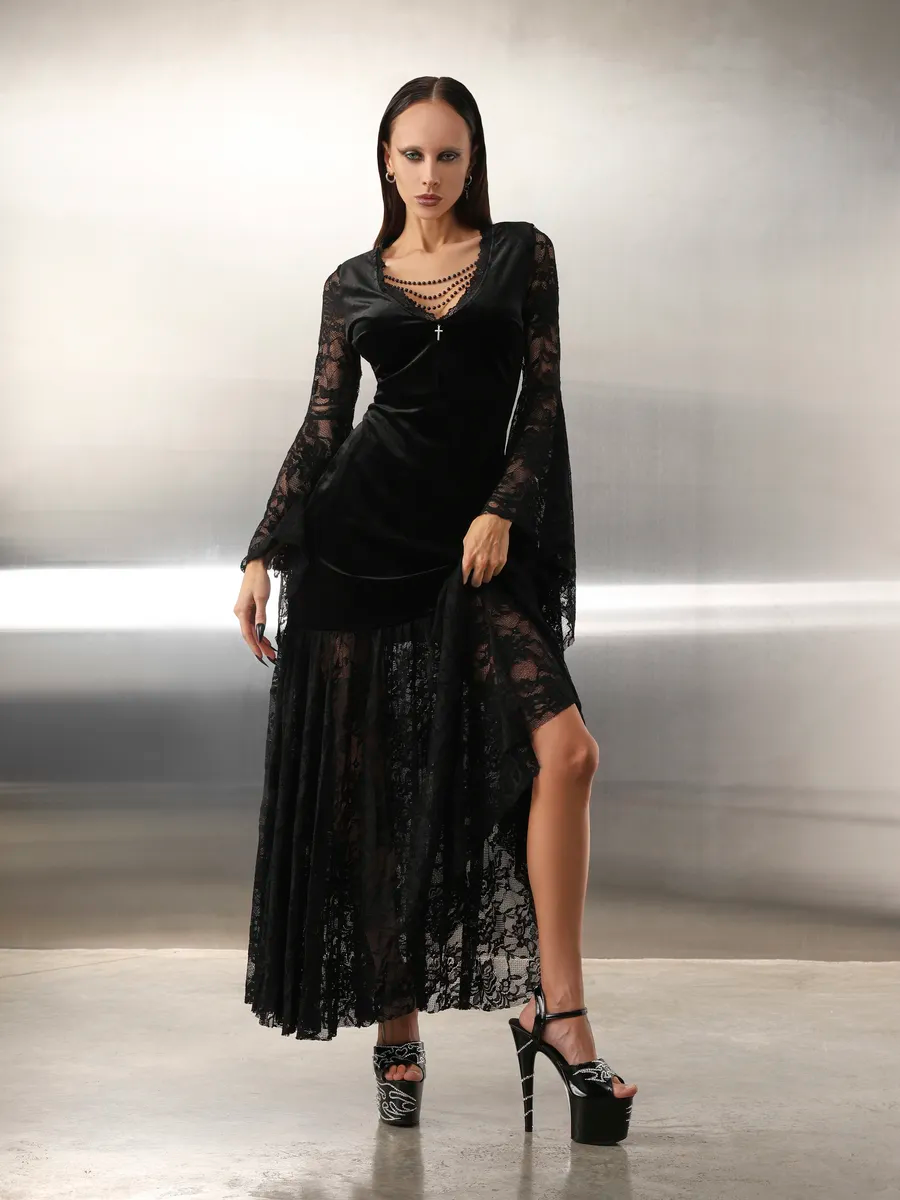 Gothyx® Nocturne Empress – Velvet & Lace Gothic Gown