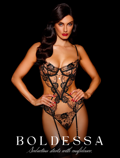 Gothyx® Fantasy – Ultra Sexy Lace Lingerie Set