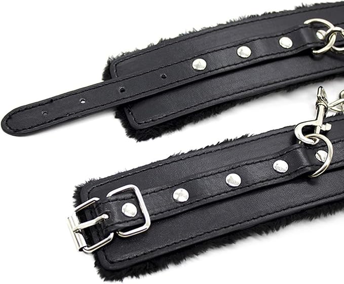 Gothyx® Velvet Restraints