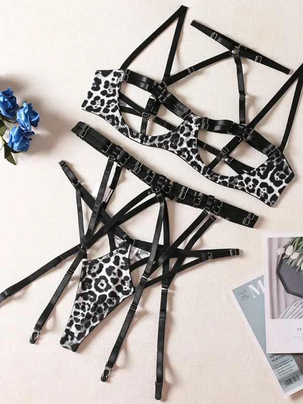 Gothyx® Velvet Panther Open-cup Bra Set